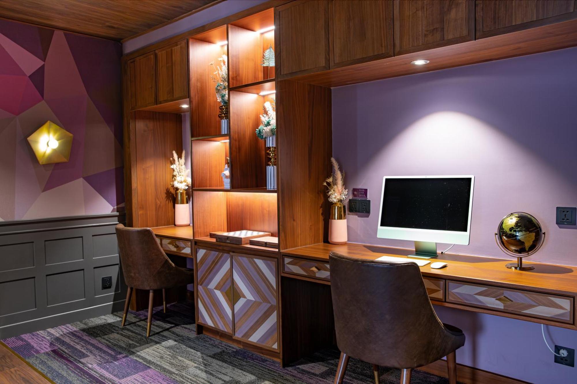 Fusion Original Saigon Centre Hotell Ho Chi Minh-staden Exteriör bild A home office